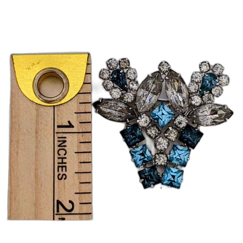 Cow/Bull Blue and White Diamond Rhinestone Brooch